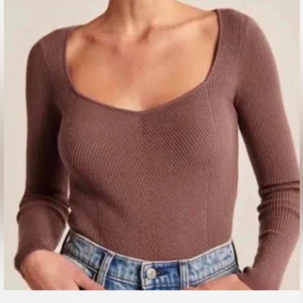 Abercrombie & Fitch LuxeLoft Date Night Sweater in a brownish-red